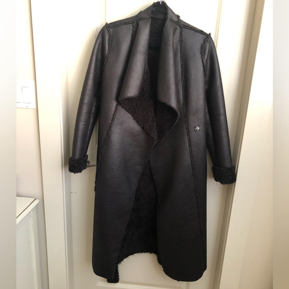 Molliolli Stand Reversible Eco Fur Long Coat